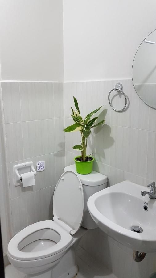 Keys 'N Places Holiday Rentals At Mesaverte Condo Cagayan de Oro Luaran gambar