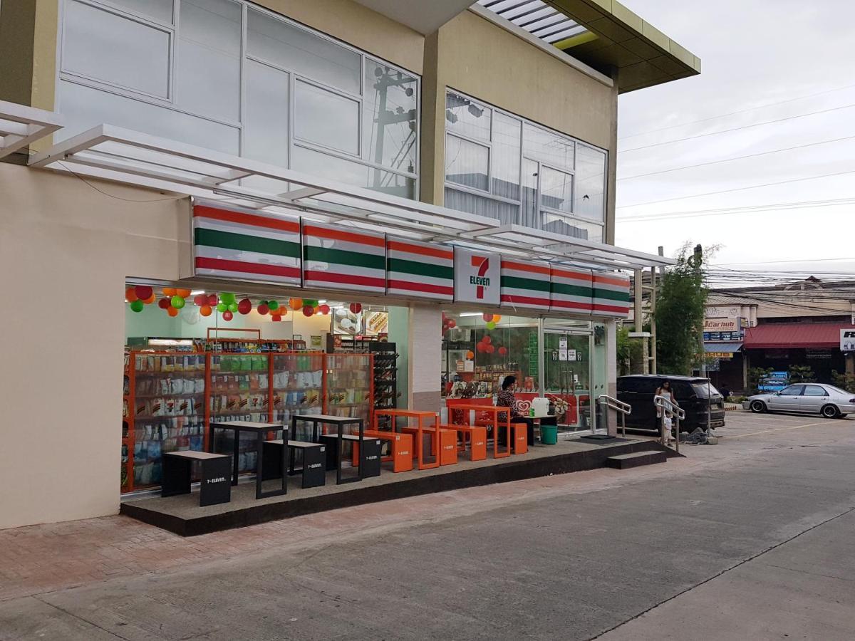 Keys 'N Places Holiday Rentals At Mesaverte Condo Cagayan de Oro Luaran gambar